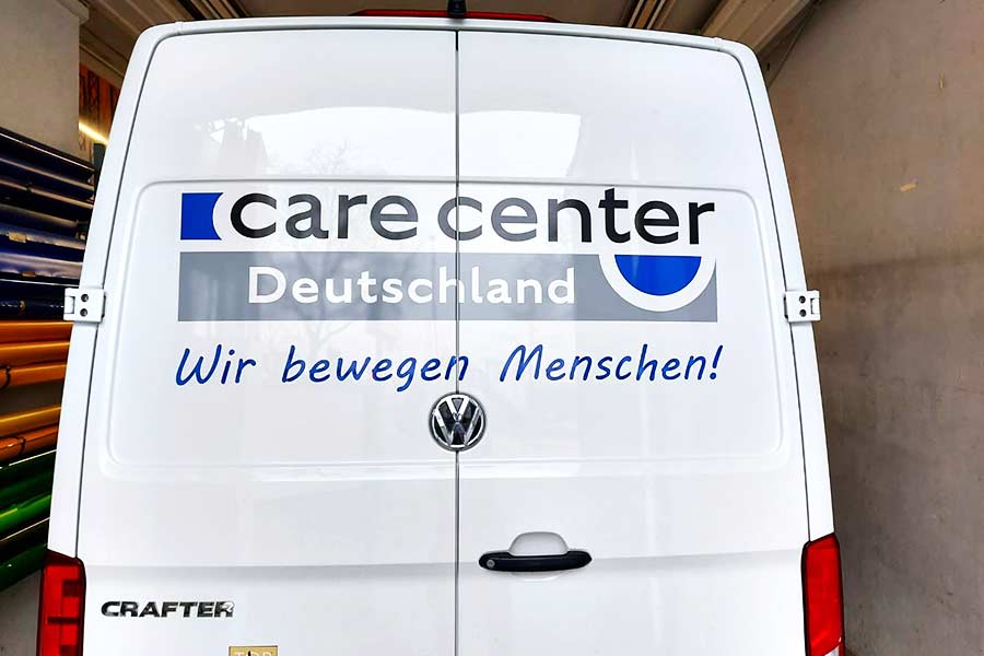 Autobeschriftung für Care Center Deutschland an der Rombacherhütte von Hennerkes Licht und Werbung